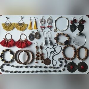 19pcs Boho Tassel Wooden Beads Earrings Necklaces Bracelets Jewelry Lot Bundle